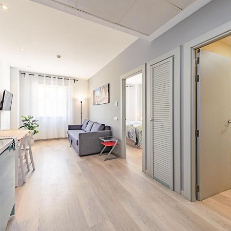 Apartment With Free Parking And Pool Бормухос Екстериор снимка