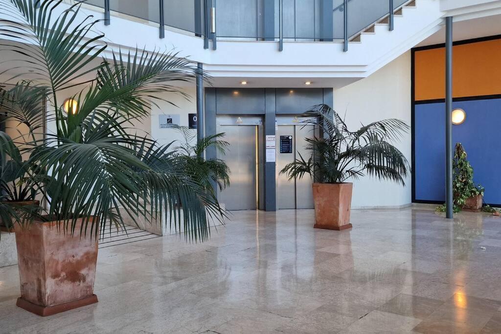 Apartment With Free Parking And Pool Бормухос Екстериор снимка