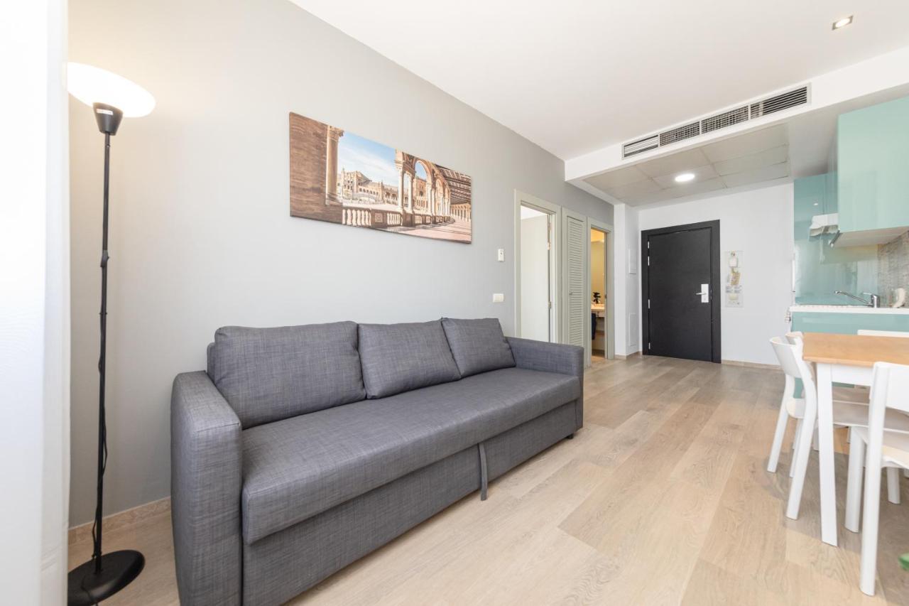 Apartment With Free Parking And Pool Бормухос Екстериор снимка